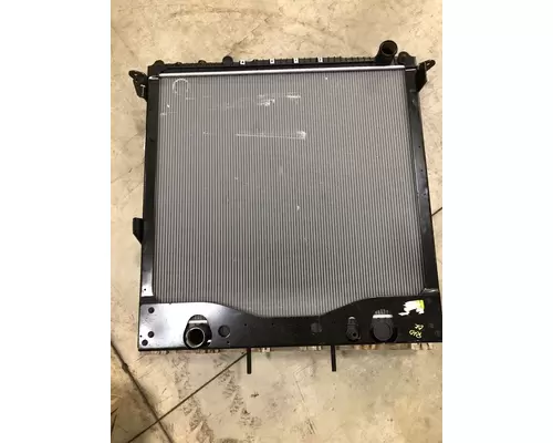 FREIGHTLINER Cascadia PX Radiator