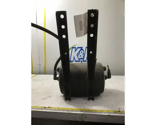 FREIGHTLINER Cascadia  Air Tank