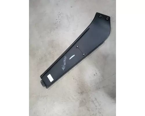 FREIGHTLINER Cascadia  Body Parts, Misc.