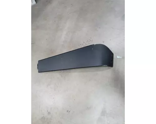 FREIGHTLINER Cascadia  Body Parts, Misc.