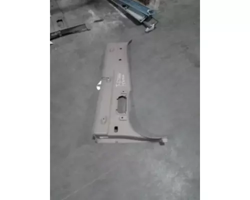 FREIGHTLINER Cascadia  Body Parts, Misc.