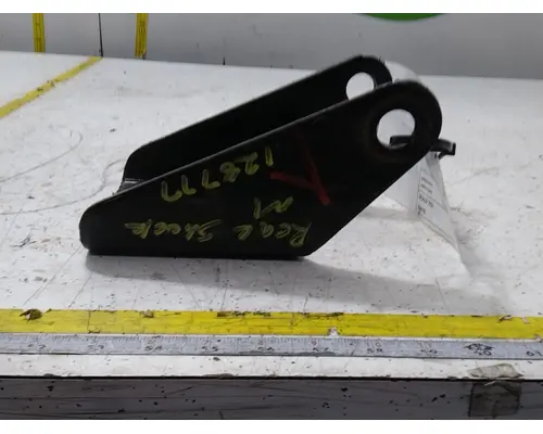 FREIGHTLINER Cascadia  Cab Shock Mount 118