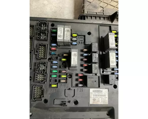 FREIGHTLINER Cascadia  Fuse Box