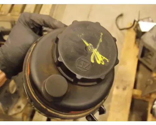 FREIGHTLINER Cascadia  Power Steering Assembly