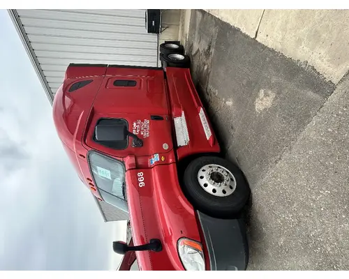 FREIGHTLINER Cascadia  Side Fairing