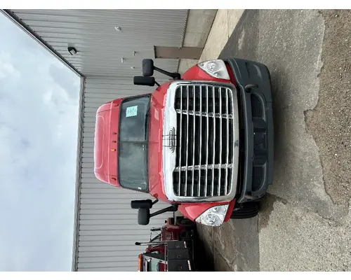 FREIGHTLINER Cascadia  Side Fairing