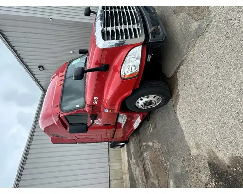 FREIGHTLINER Cascadia  Side Fairing