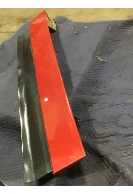 FREIGHTLINER Cascadia  Side Fairing