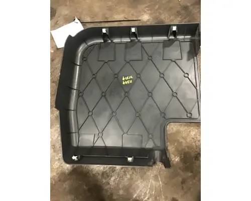 FREIGHTLINER Cascadia 126 Interior Miscellaneous Panels