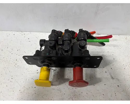 FREIGHTLINER Cascadia 944 Air Brake Valves