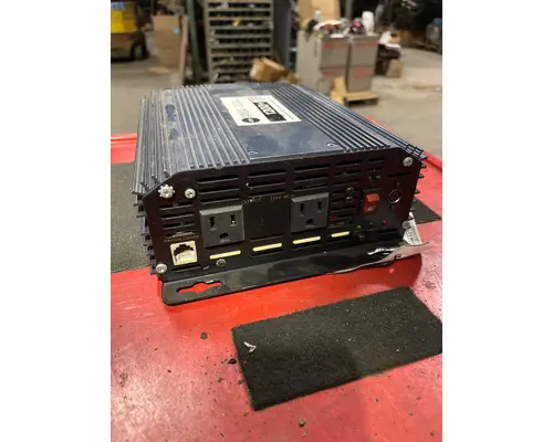 FREIGHTLINER Cascadia APU Inverters
