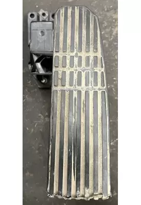 FREIGHTLINER Cascadia Accelerator Parts