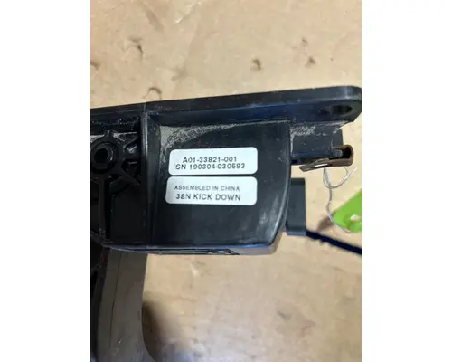 FREIGHTLINER Cascadia Accelerator Parts