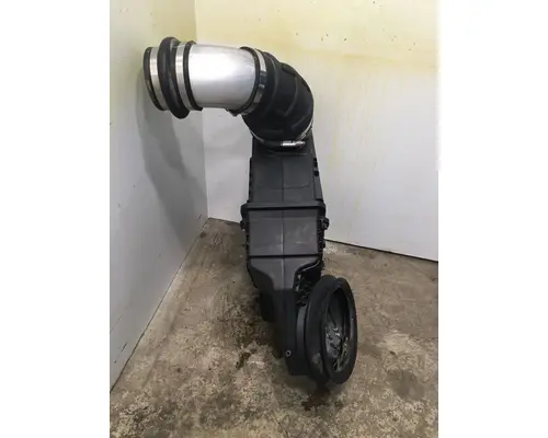 FREIGHTLINER Cascadia Air Cleaner