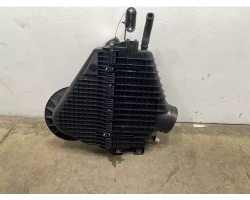 FREIGHTLINER Cascadia Air Cleaner