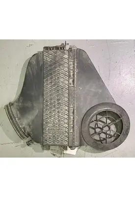 FREIGHTLINER Cascadia Air Cleaner