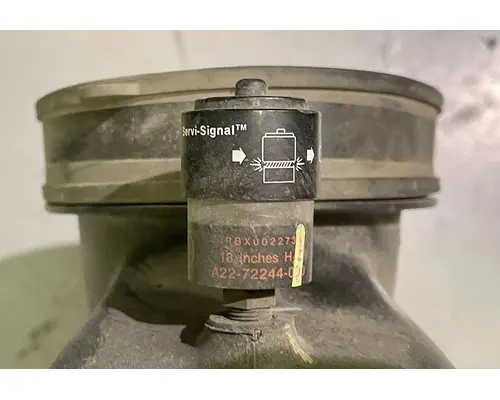 FREIGHTLINER Cascadia Air Cleaner