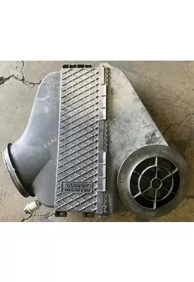 FREIGHTLINER Cascadia Air Cleaner