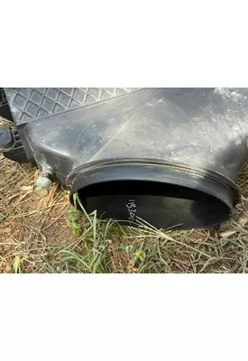 FREIGHTLINER Cascadia Air Cleaner