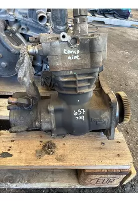 FREIGHTLINER Cascadia Air Compressor