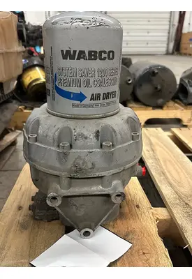 FREIGHTLINER Cascadia Air Dryer