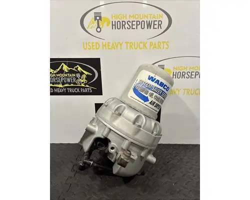 FREIGHTLINER Cascadia Air Dryer