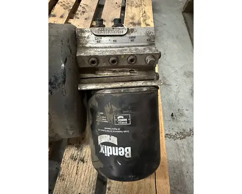 FREIGHTLINER Cascadia Air Tank