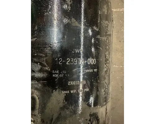 FREIGHTLINER Cascadia Air Tank