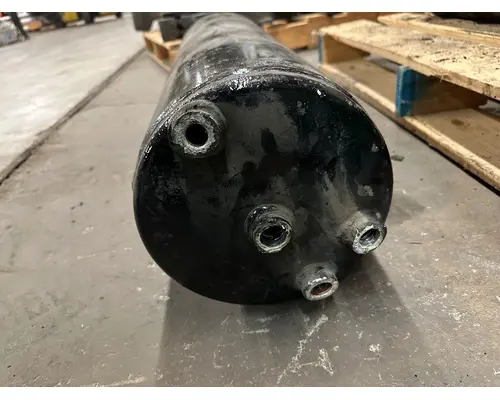 FREIGHTLINER Cascadia Air Tank