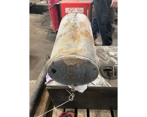 FREIGHTLINER Cascadia Air Tank