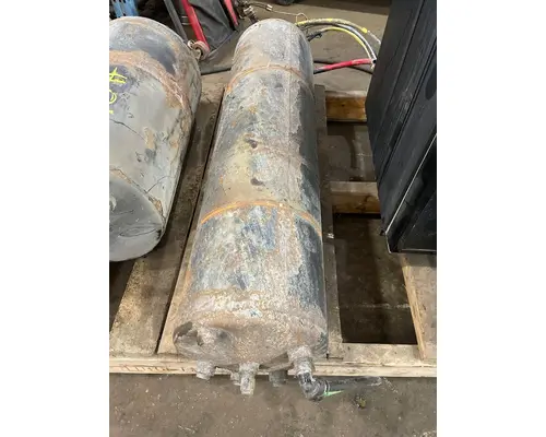 FREIGHTLINER Cascadia Air Tank