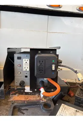 FREIGHTLINER Cascadia Auxillary Power Unit