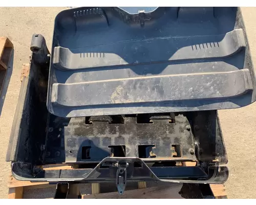 FREIGHTLINER Cascadia Battery Box