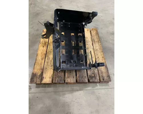 FREIGHTLINER Cascadia Battery Box