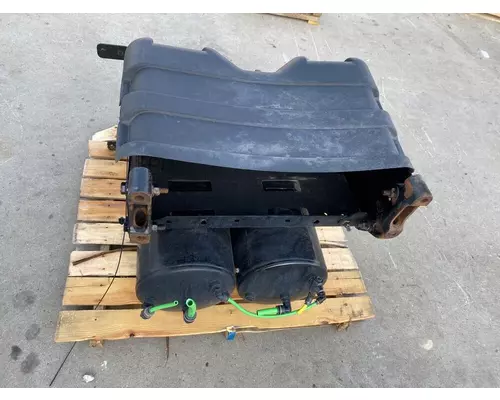 FREIGHTLINER Cascadia Battery Box