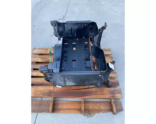 FREIGHTLINER Cascadia Battery Box