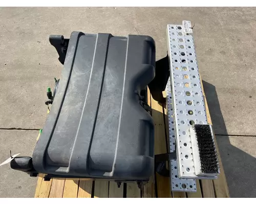 FREIGHTLINER Cascadia Battery Box