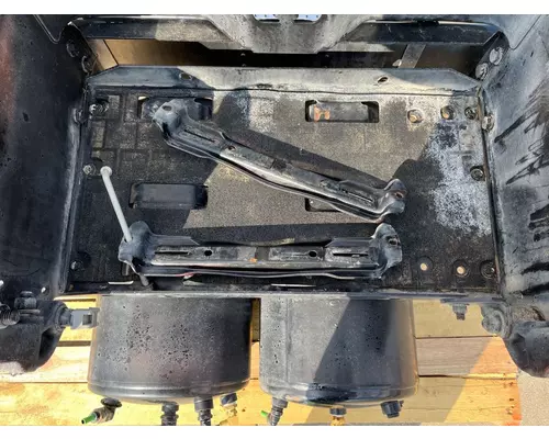 FREIGHTLINER Cascadia Battery Box