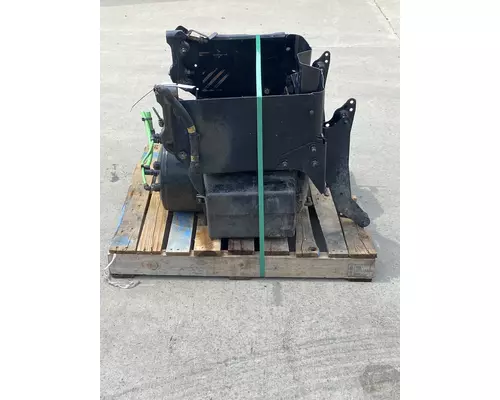 FREIGHTLINER Cascadia Battery Box