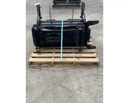 FREIGHTLINER Cascadia Battery Box