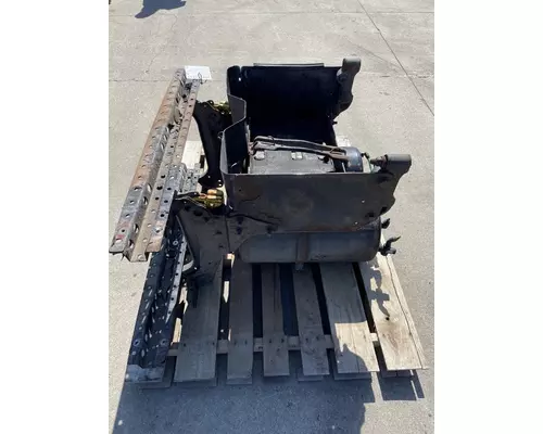 FREIGHTLINER Cascadia Battery Box