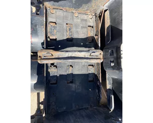 FREIGHTLINER Cascadia Battery Box