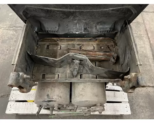 FREIGHTLINER Cascadia Battery Box