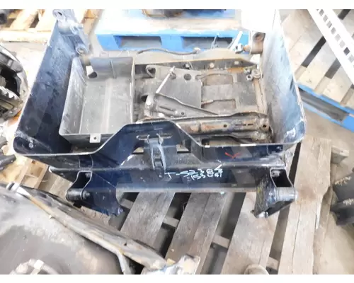 FREIGHTLINER Cascadia Battery Box