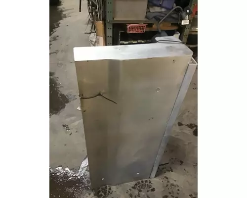FREIGHTLINER Cascadia Battery Box