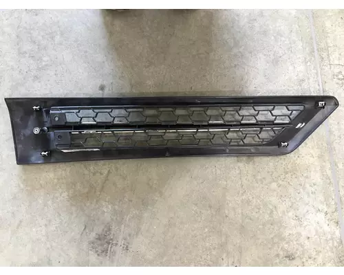 FREIGHTLINER Cascadia Body Parts, Misc.