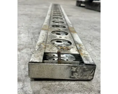 FREIGHTLINER Cascadia Body Parts, Misc.