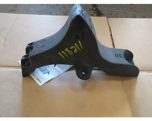 FREIGHTLINER Cascadia Bracket, Cab Extender