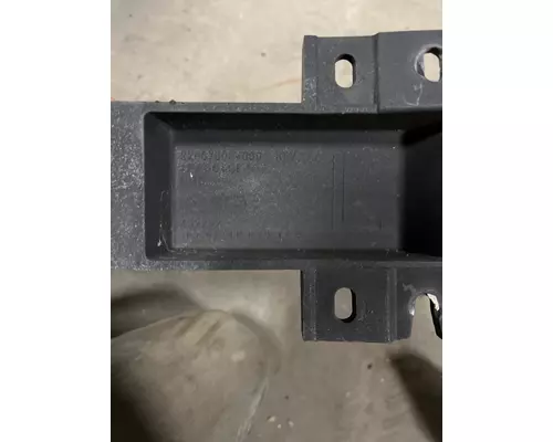 FREIGHTLINER Cascadia Bracket, Cab Extender