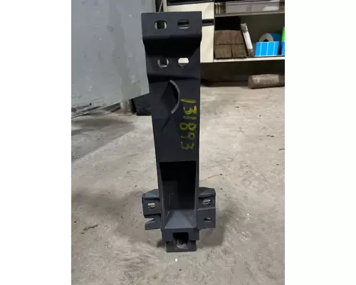 FREIGHTLINER Cascadia Bracket, Cab Extender